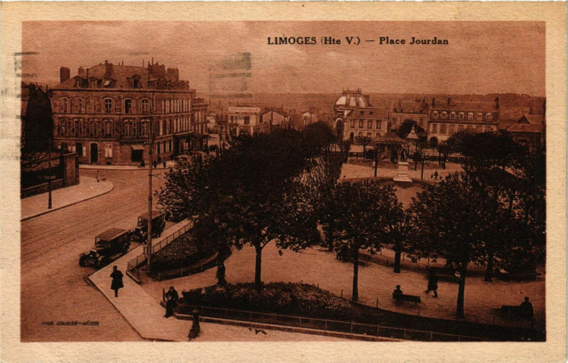Carte postale ancienne Limoges - Place Jourdan à Limoges