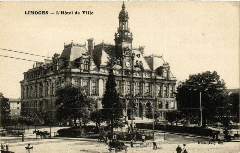 Carte postale ancienne Limoges - L'Hotel de Ville à Limoges