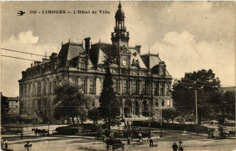 Carte postale ancienne Limoges - L'Hotel de Ville à Limoges