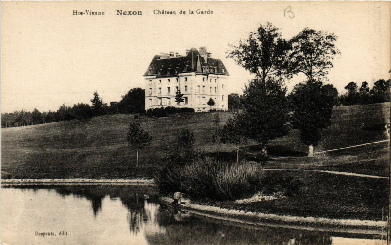 Carte postale ancienne Nexon - Chateau de la Gare à Nexon