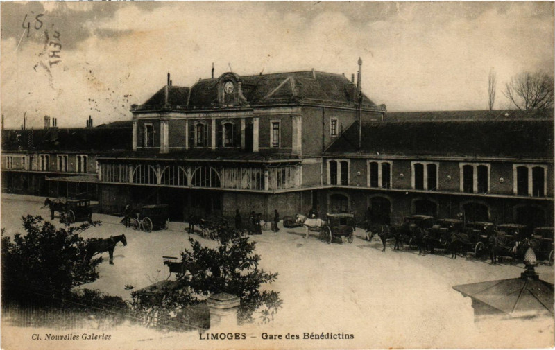 Carte postale ancienne Limoges - Gare des Benedictins à Limoges