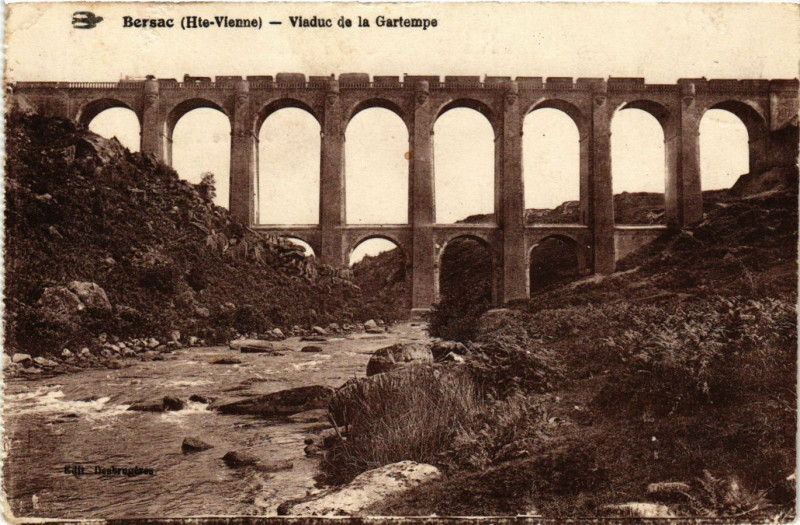 Carte postale ancienne Bersac (Hte-Vienne) - Viaduc de la Gartempe