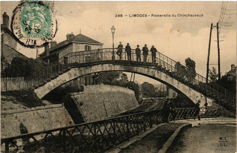 Carte postale ancienne Limoges - Passerelle du Chinchauvaud à Limoges