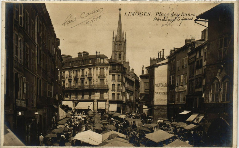 Carte postale ancienne Limoges - Place de Bancs à Limoges