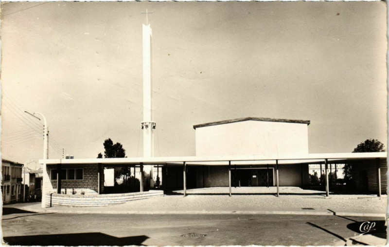 Carte postale ancienne Royan - Le Temple à Royan