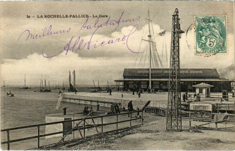 Carte postale ancienne La Rochelle-Pallice - La Gare à La Rochelle