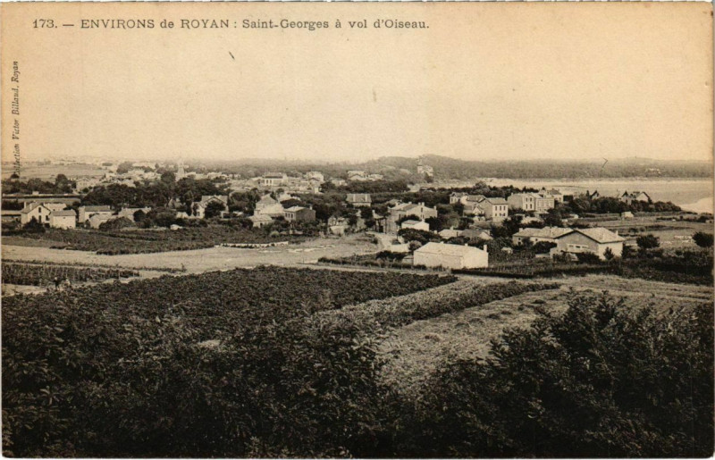 Carte postale ancienne Environs de Royan - Saint-Georges a vol d'Oiseu à Royan