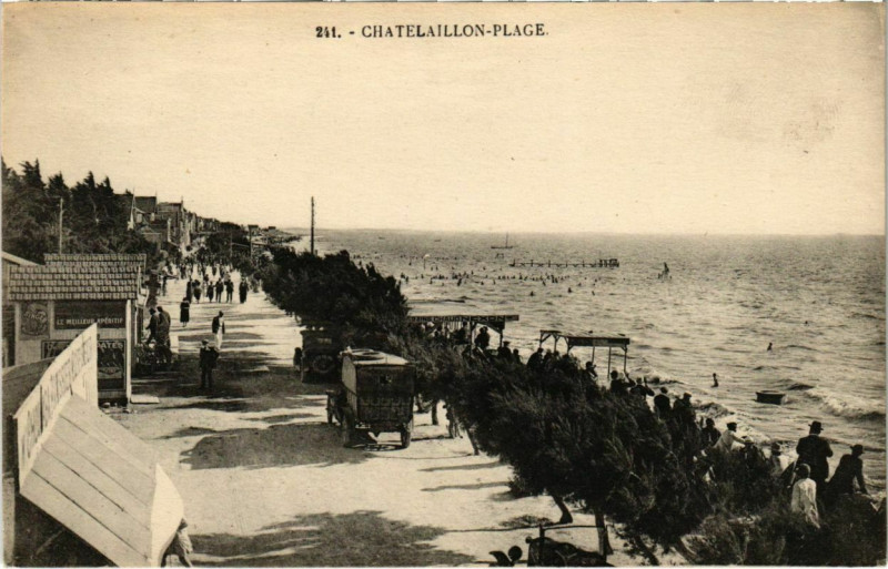 Carte postale ancienne Chatelaillon - Plage