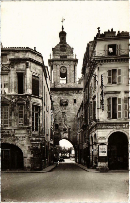 Carte postale ancienne La Rochelle - Grosse Horloge à La Rochelle