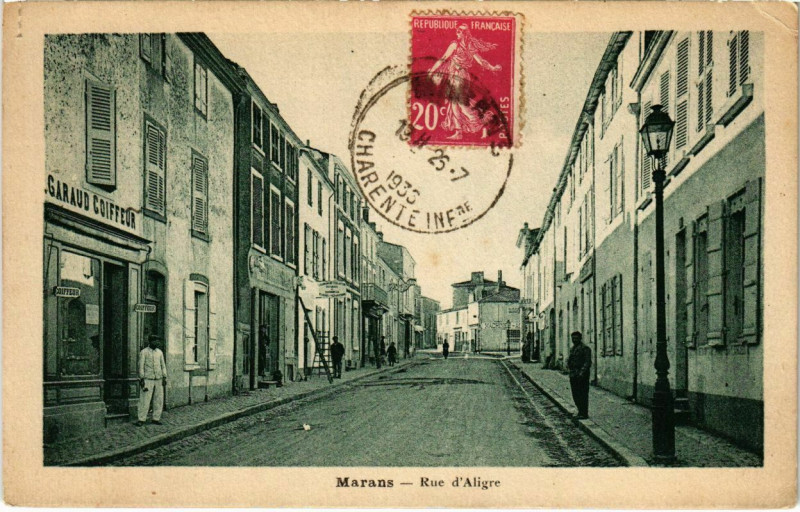 Carte postale ancienne Marans - rue d'Aligre à Marans