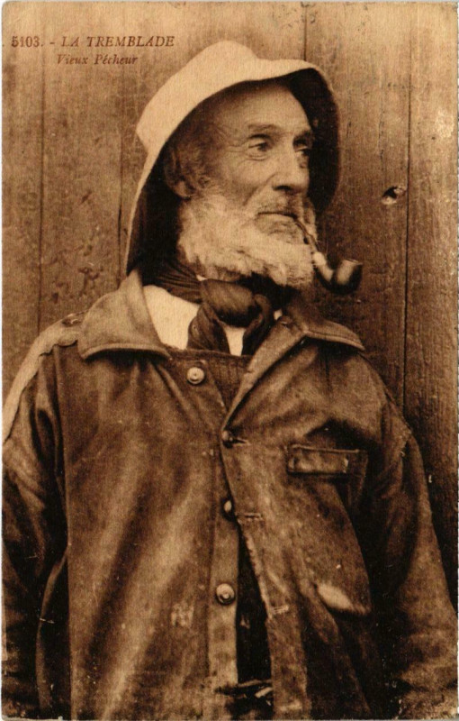 Carte postale ancienne La Tremblade - Vieux Pecheur à La Tremblade