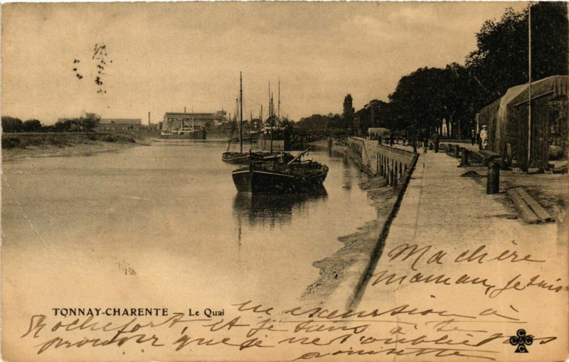 Carte postale ancienne Tonnay-Charente - Le Quai à Tonnay-Charente