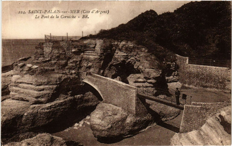 Carte postale ancienne Saint-Palais-sur-Mer - Le Pont de la Corniche à Saint-Palais-sur-Mer