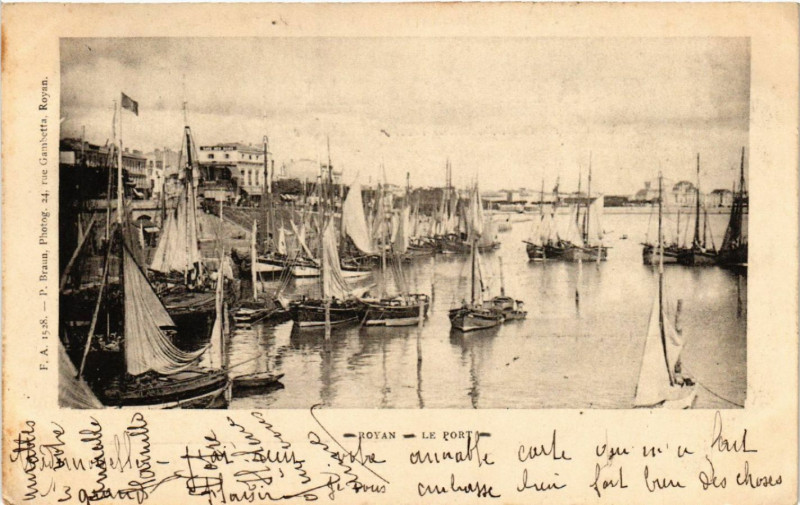 Carte postale ancienne Royan - Le Port à Royan