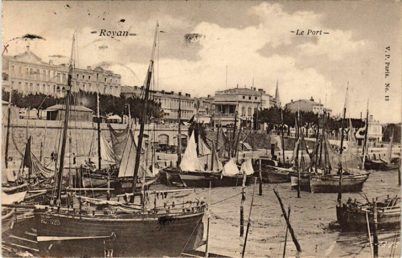 Carte postale ancienne Royan - Le Port à Royan