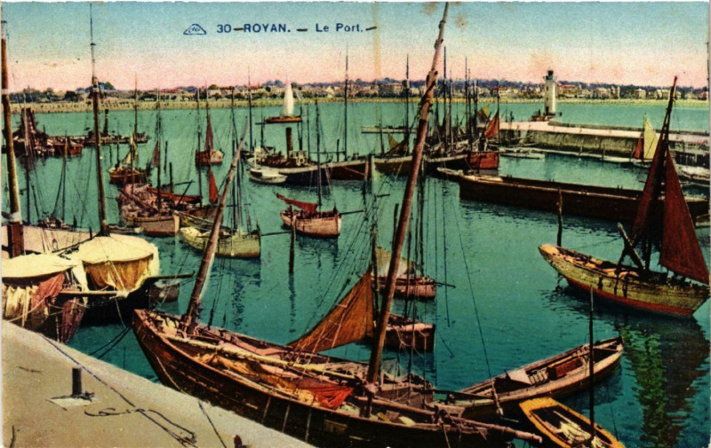 Carte postale ancienne Royan - Le Port à Royan