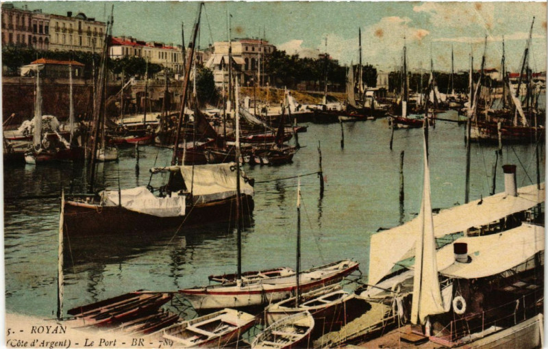 Carte postale ancienne Royan - Le Port à Royan
