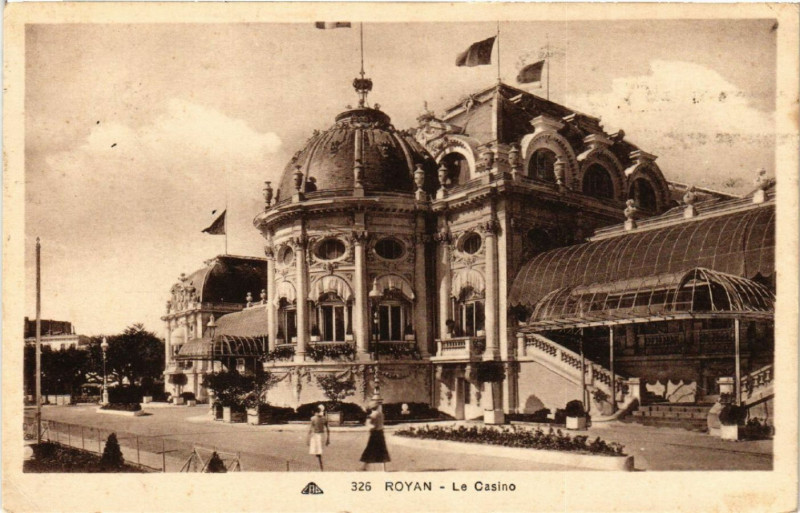 Carte postale ancienne Royan - Le Casino à Royan