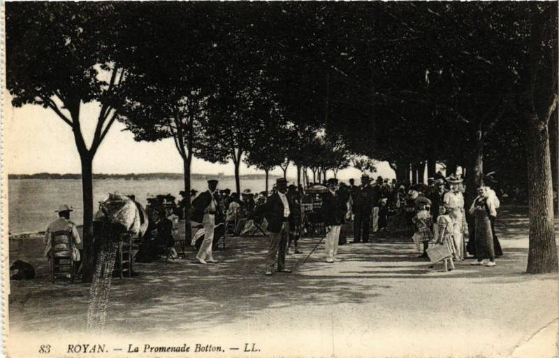Carte postale ancienne Royan - La Promenade Botton à Royan
