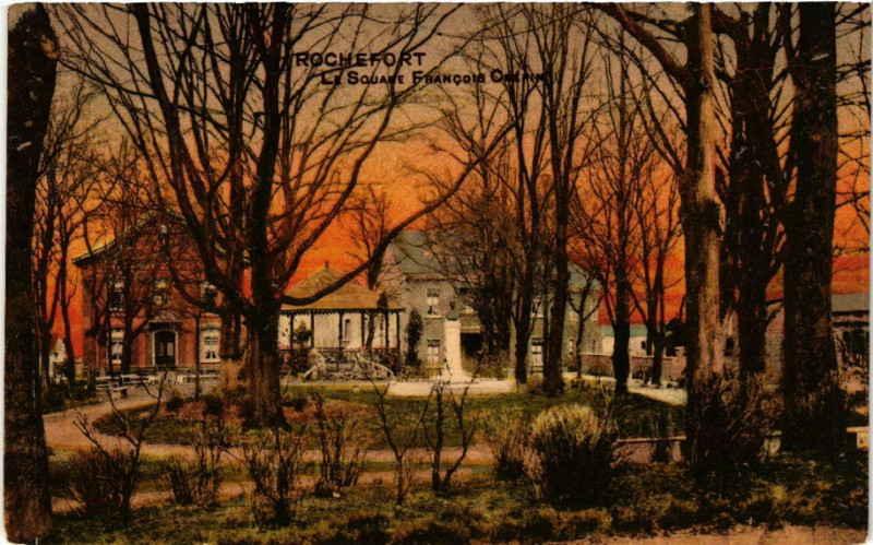 Carte postale ancienne Rochefort-sur-Mer - Le Square Francois Crépin à Rochefort