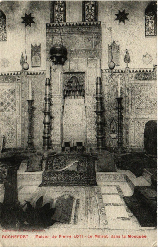 Carte postale ancienne Rochefort - Maison de Pierre Loti - Le Mihrab dans le Mosquée à Rochefort