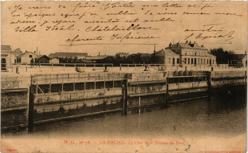 Carte postale ancienne La Pallice - La Pallice - Le Chas et Le Bureau du Port