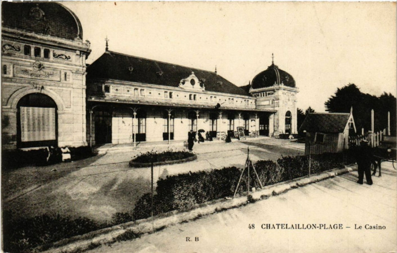 Carte postale ancienne Chatelaillon-Plage - Le Casino à Châtelaillon-Plage