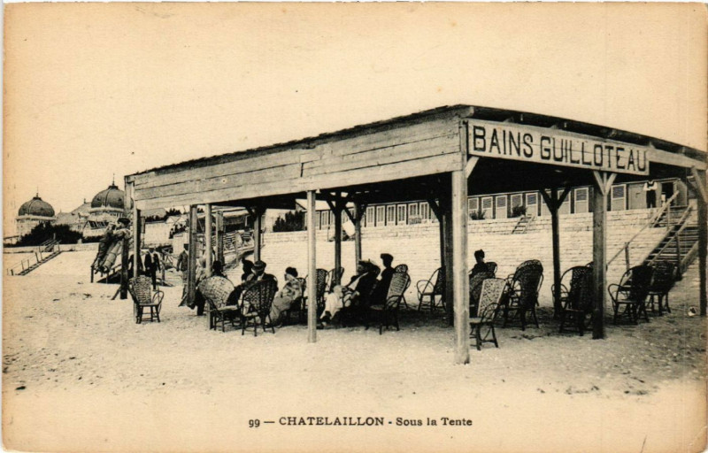 Carte postale ancienne Chatelaillon - Sous la Tente