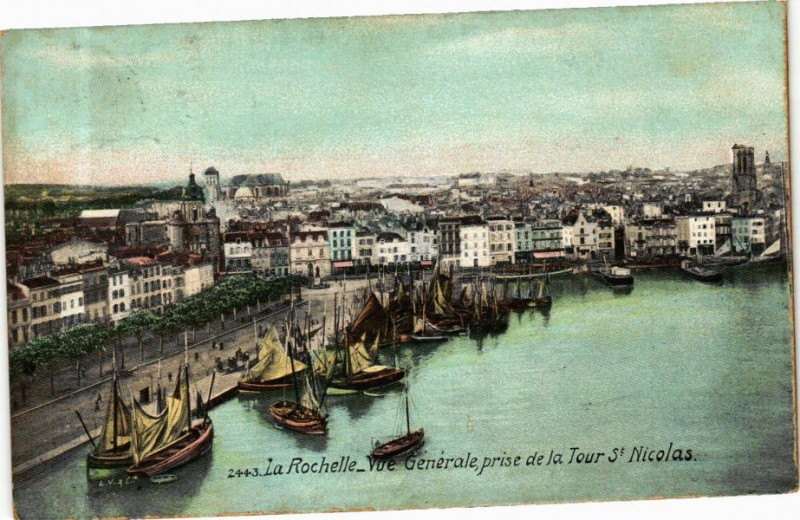 Carte postale ancienne Ed. Aqua 2443 La Rochelle Vue générale prise de la Tour Saint-Nicolas à La Rochelle