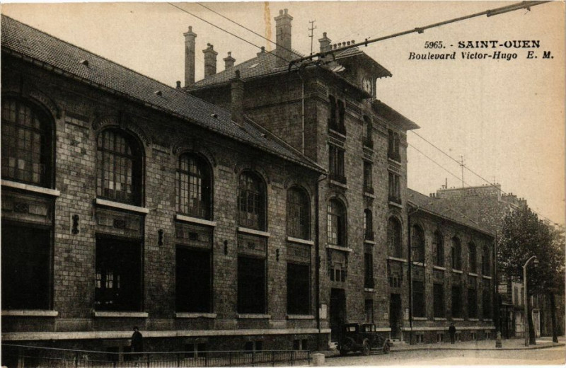 Carte postale ancienne Boulevard Victor-Hugo à Saint-Ouen-sur-Seine