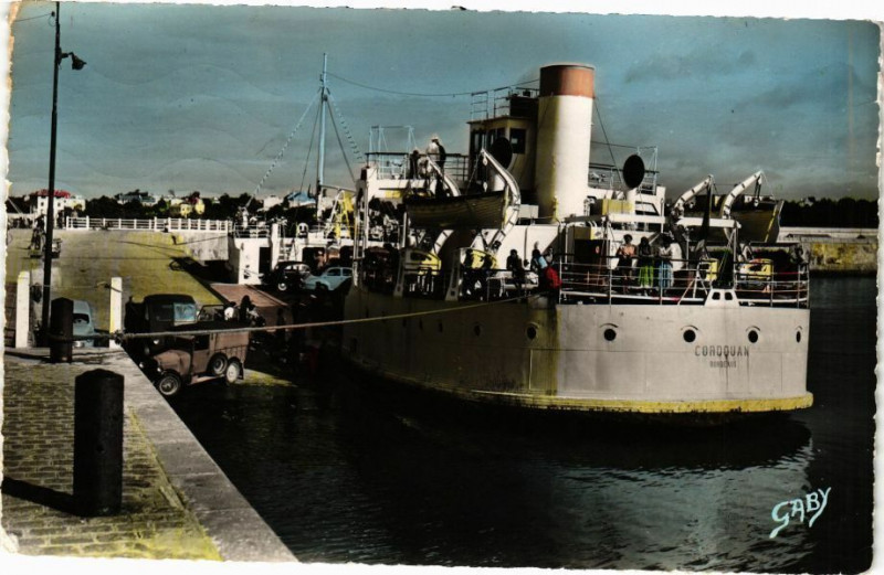 Carte postale ancienne Royan - Le Bac Cordouan à Royan