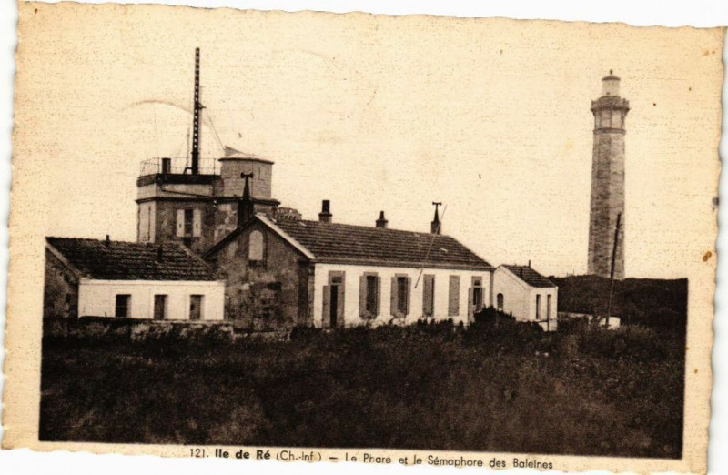 Carte postale ancienne Ile-de-Re - Le Phare et le Sémaphore des Baleines
