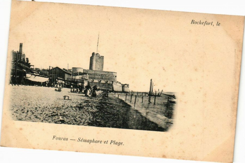 Carte postale ancienne Rochefort le .Fouras - Sémaphore et Plage à Rochefort