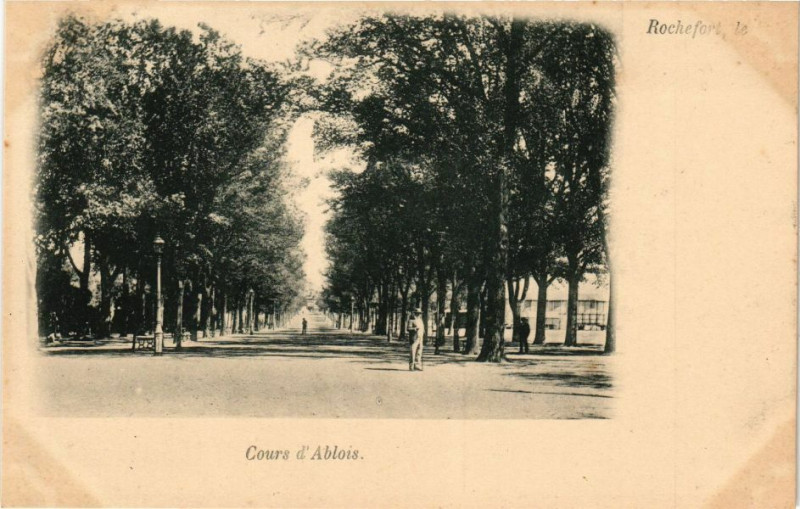Carte postale ancienne Rochefort le .. Cours d' Ablois à Rochefort