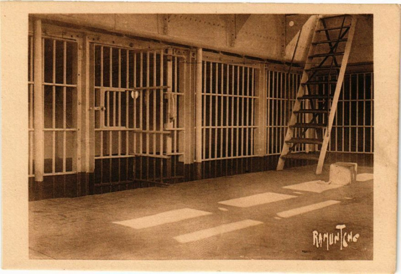 Carte postale ancienne En rade de La Pallice-Rochelle - Intérieur du transport Maritime