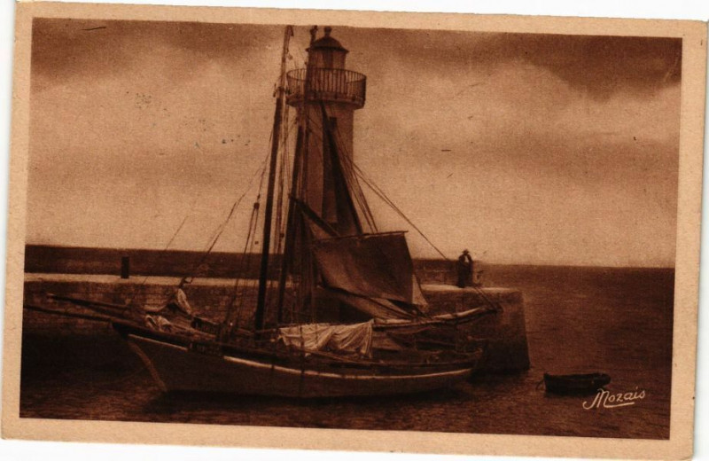 Carte postale ancienne La Flotte (Ile-de-Re) - Le boute de la Jetée et le Phare à La Flotte