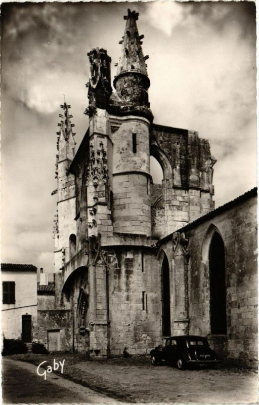 Carte postale ancienne Ile-de-Re - Saint-Martin - L'Eglise