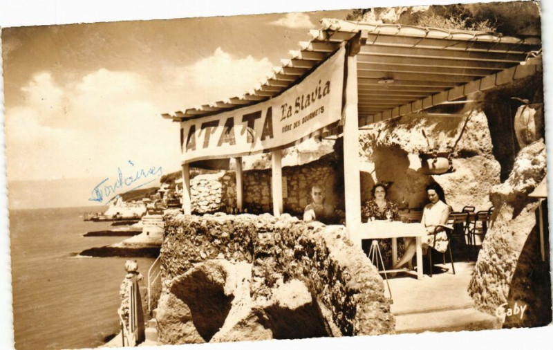 Carte postale ancienne Meschers - Grottes de Matata