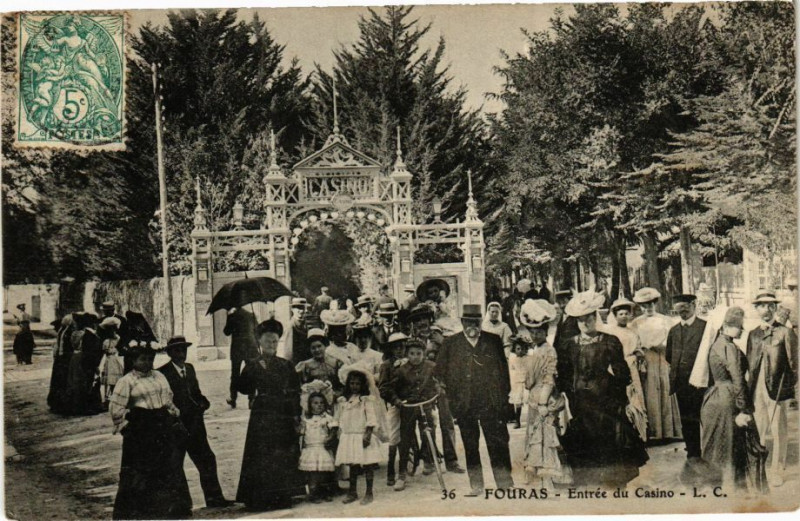 Carte postale ancienne Fouras - Entrée du Casino à Fouras