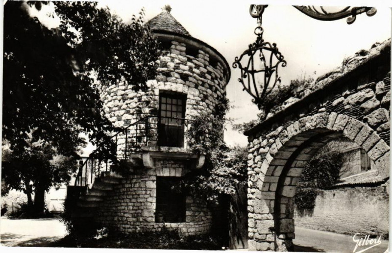 Carte postale ancienne Ile d'Oleron - La Proche - Entrée du Prieuré