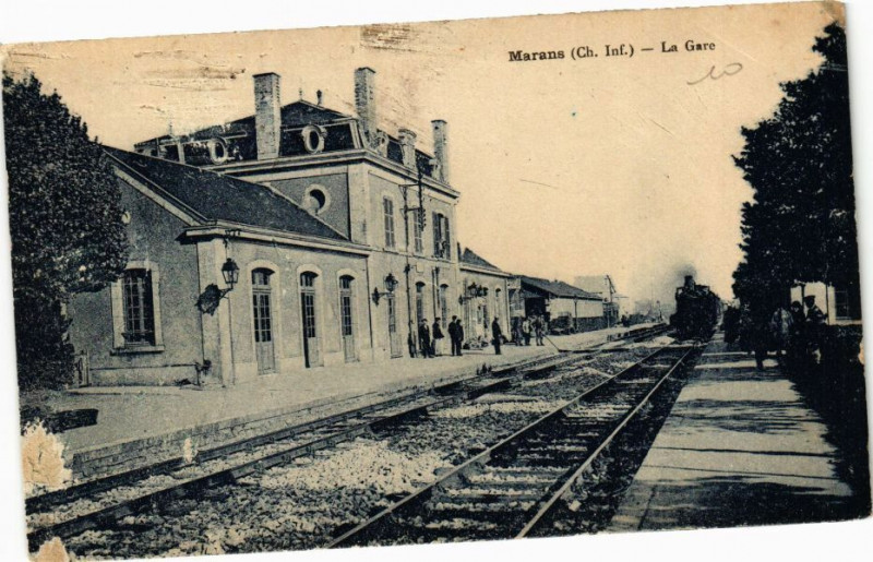 Carte postale ancienne Marans - La Gare à Marans