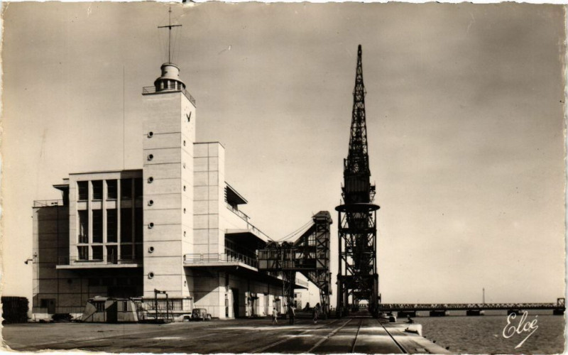 Carte postale ancienne La Pallice - Vue générale au Mote d'Escale et du ..
