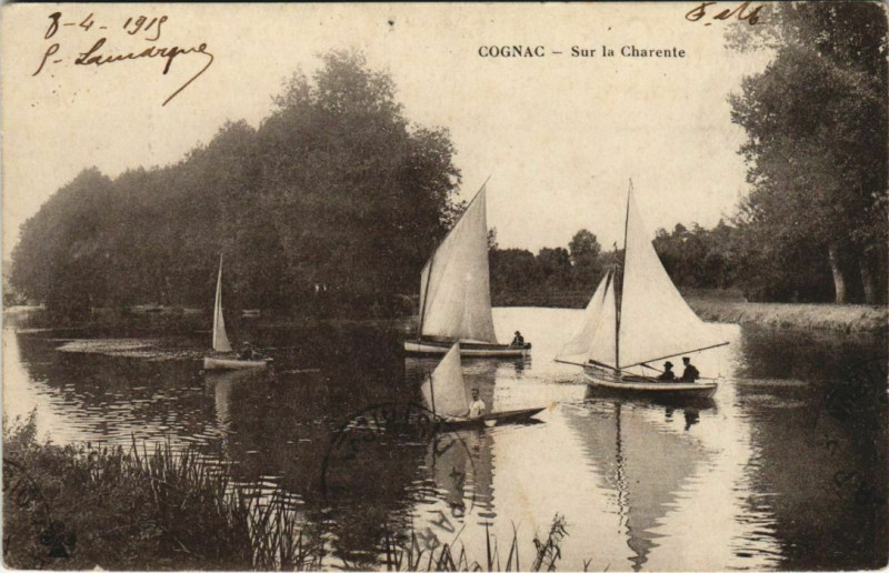 Carte postale ancienne Cognac- sur la Charente France à Cognac
