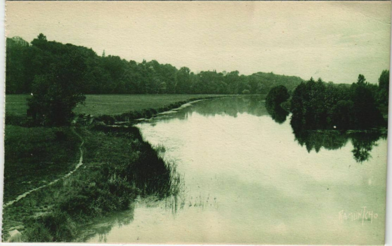 Carte postale ancienne Cognac- La Charente France à Cognac