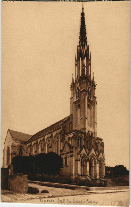 Carte postale ancienne Cognac- Eglise du Sacre Coeur France à Cognac