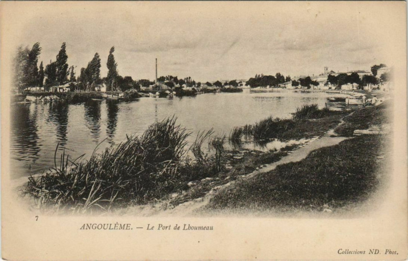 Carte postale ancienne Angouleme- Le Port de l'Houmeau France à Angoulême