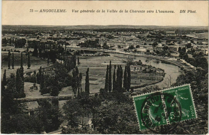 Carte postale ancienne Angouleme- vue generale France à Angoulême