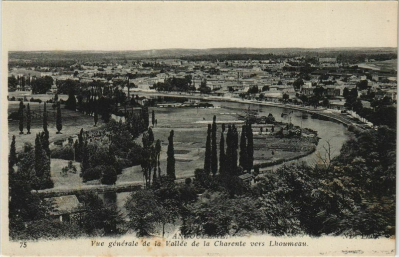 Carte postale ancienne Angouleme- vue generale France à Angoulême
