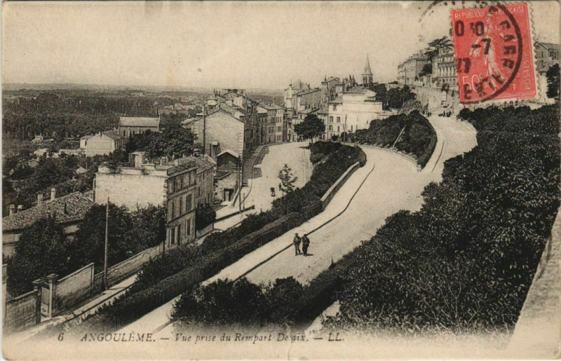 Carte postale ancienne Angouleme- vue prise du Rempart Desaix France à Angoulême