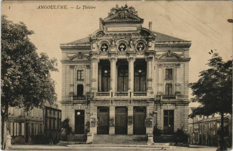 Carte postale ancienne Angouleme- Le Theatre France à Angoulême